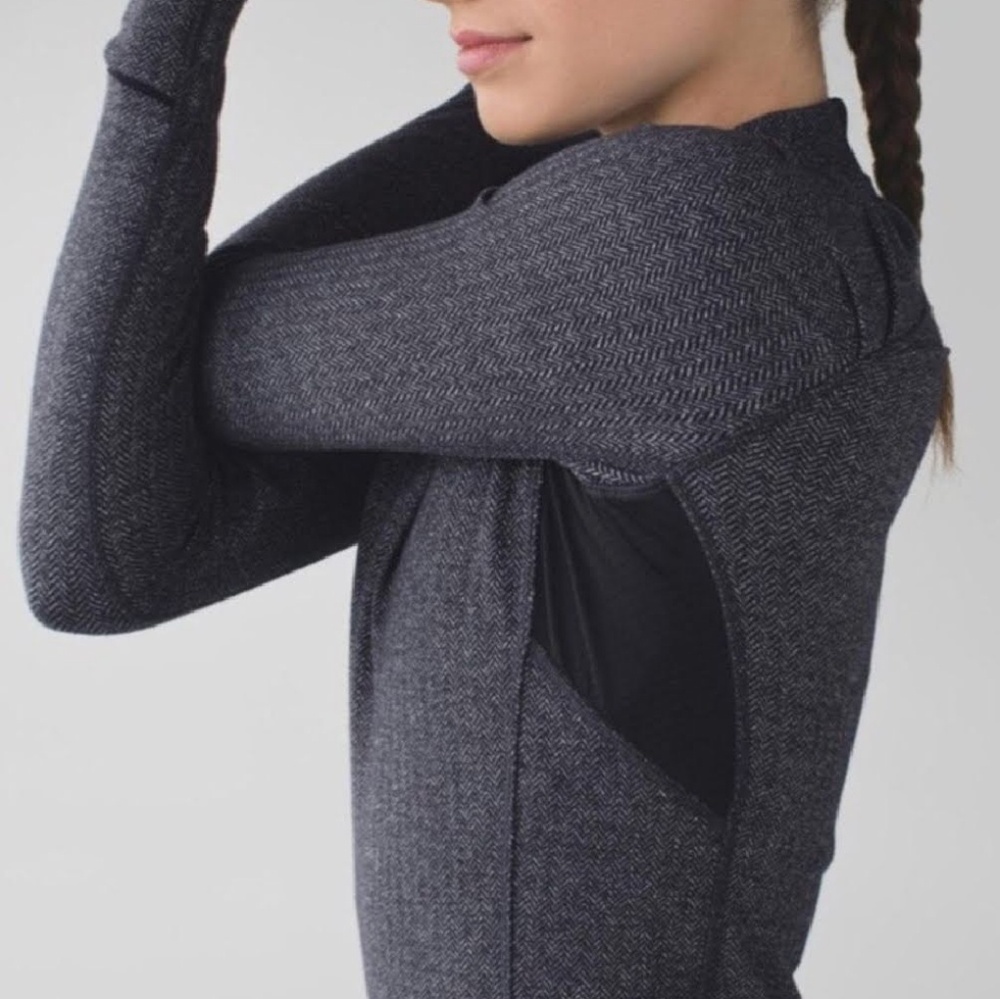 Lululemon top